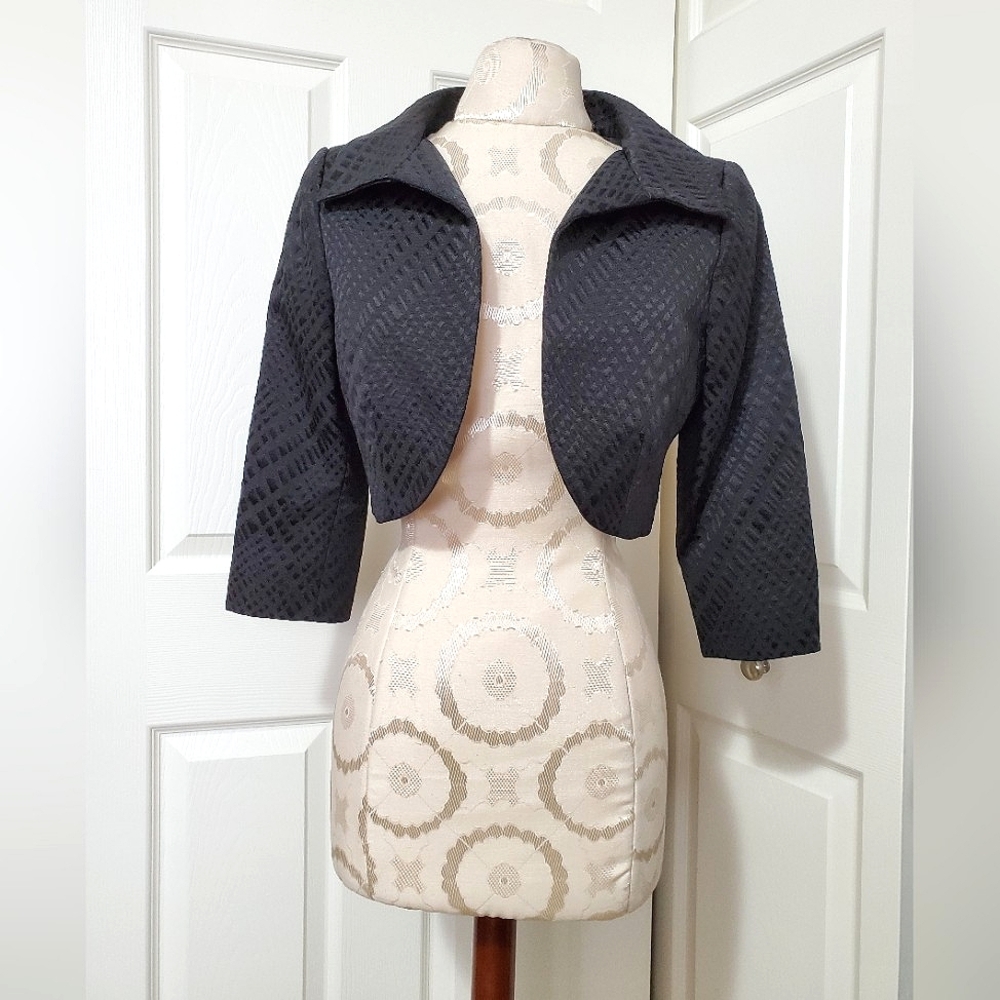 Tahari Arthur S. Levine cropped open bolero jacket blazer 4P 4 petite black